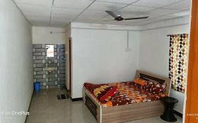 Hotel Madhuli Photos