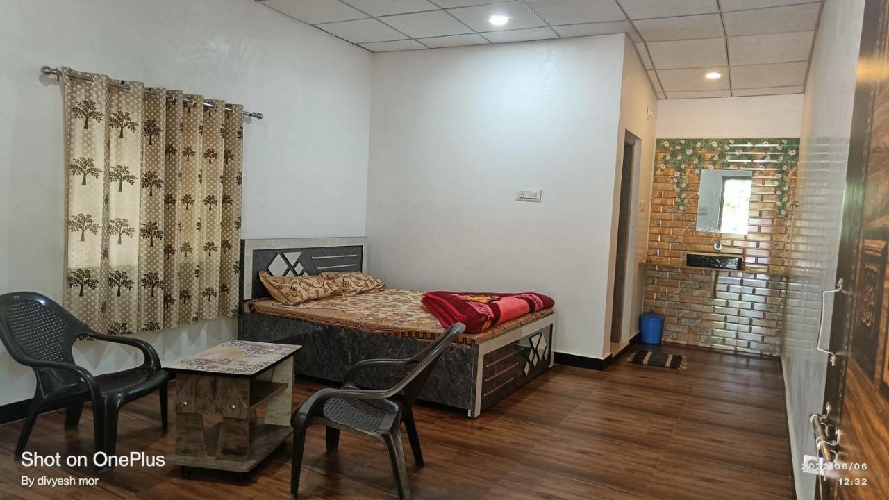 Gir Madhuli Farmhouse Sasan Gir Exterior photo