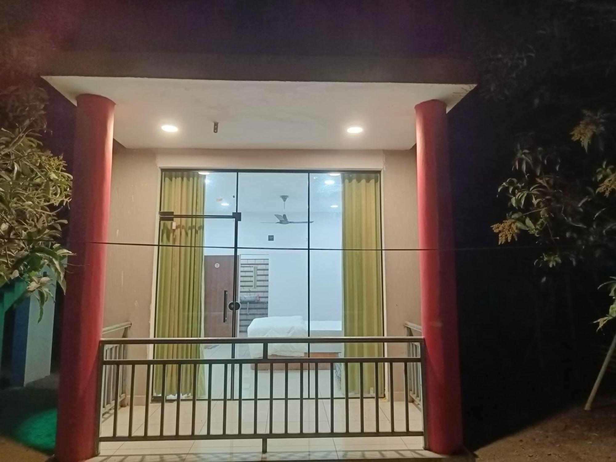 Gir Madhuli Farmhouse Sasan Gir Room photo